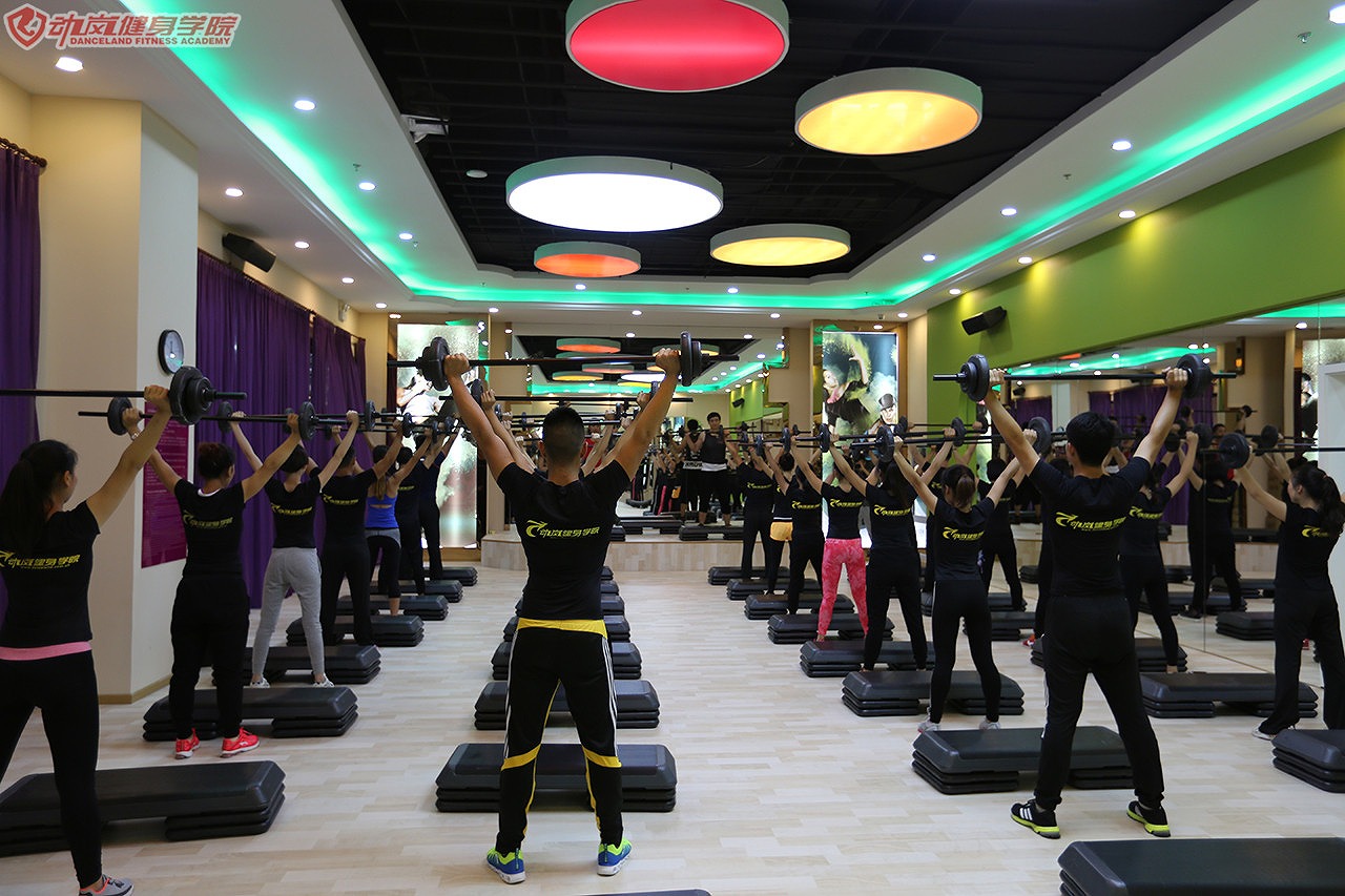 開(kāi)一個(gè)健身房大概需要多少錢(qián)