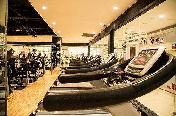 如果創(chuàng  )業(yè)的話(huà)開(kāi)店什么行業(yè)前景好?